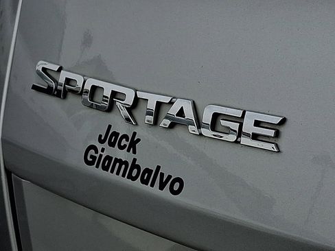 Used 2021 Kia Sportage LX image 30