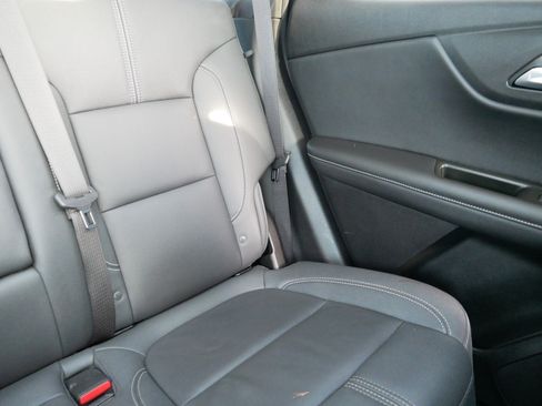 Used 2023 Chevrolet Blazer LT image 14