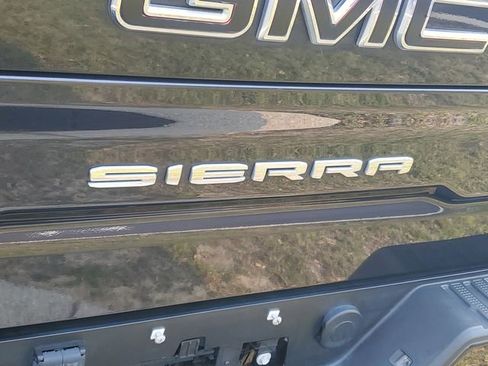 Used 2022 GMC Sierra 1500 AT4 w/ AT4 Premium Package AWD/4WD image 27