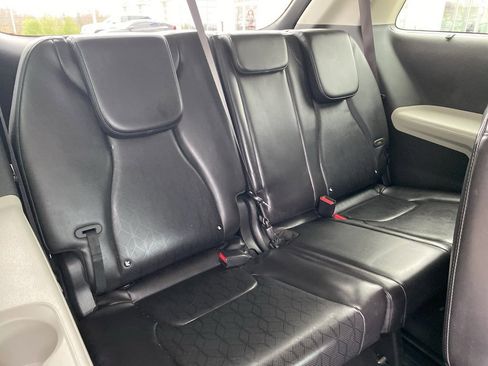 Used 2022 Kia Carnival SX image 15