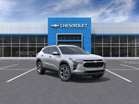 New 2026 Chevrolet Trax LT w/ Driver Confidence Package FWD image 1