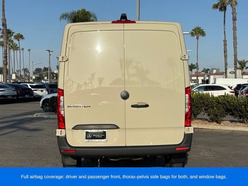 Used 2026 Mercedes-Benz Sprinter 2500 image 5