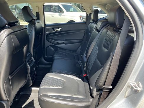 Used 2024 Ford Edge Titanium AWD/4WD image 12