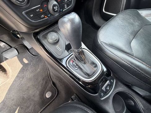 Used 2020 Jeep Compass Limited AWD/4WD image 15