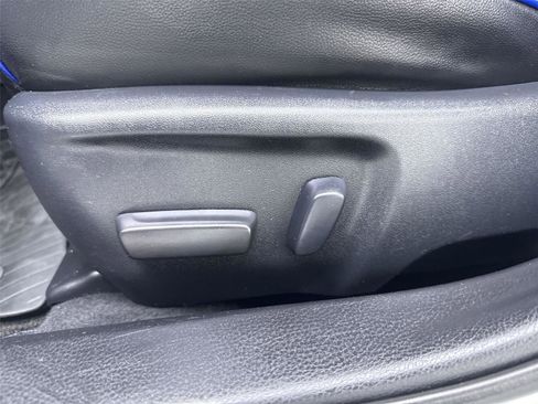 Used 2017 Toyota Corolla L FWD image 13