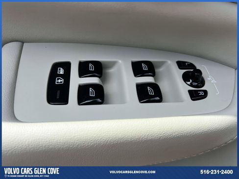 Used 2024 Volvo XC90 T8 Plus w/ Protection Package Premier AWD/4WD image 16