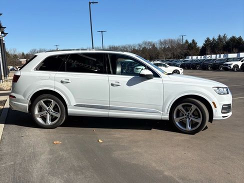 Used 2019 Audi Q7 3.0T Prestige image 8