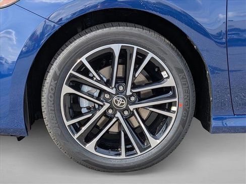 Used 2026 Toyota Camry XLE FWD image 10
