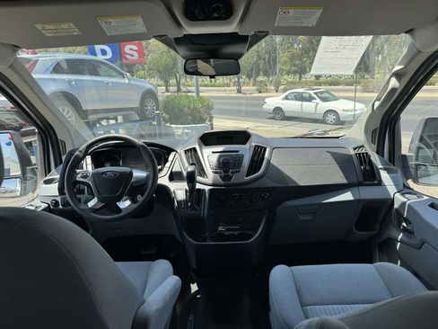 Used 2015 Ford Transit 150 XLT image 13