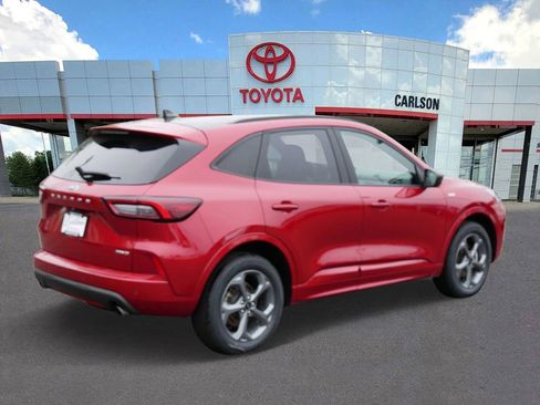 Used 2023 Ford Escape ST-Line w/ Tech Pack #1 AWD/4WD image 5