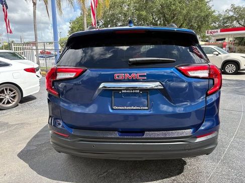 Used 2022 GMC Terrain SLE w/ Driver Convenience Package AWD/4WD image 9