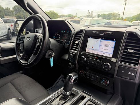 Used 2019 Ford F150 XLT w/ Equipment Group 302A Luxury AWD/4WD image 13