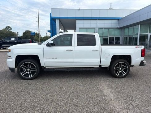 Used 2017 Chevrolet Silverado 1500 LT w/ All Star Edition AWD/4WD image 12