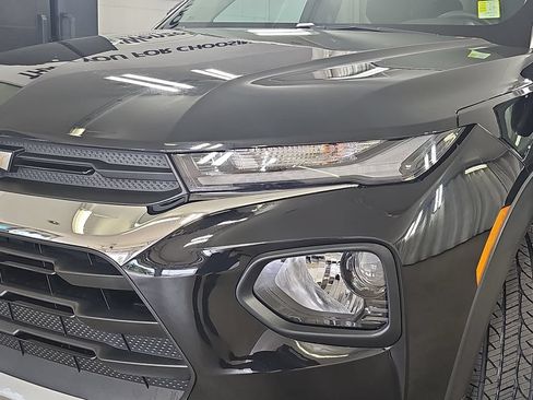 Certified 2022 Chevrolet TrailBlazer LT w/ Convenience Package AWD/4WD image 35