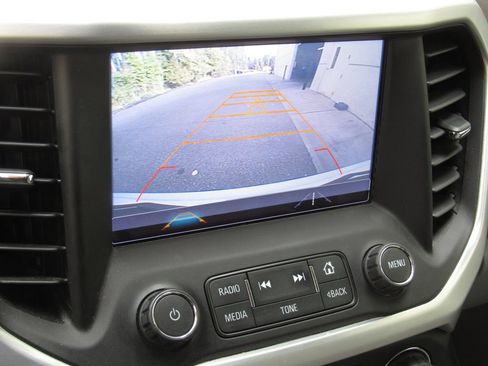 Used 2017 GMC Acadia SLT AWD/4WD image 36