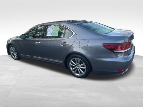 Used 2015 Lexus LS 460 AWD w/ Comfort Package image 17