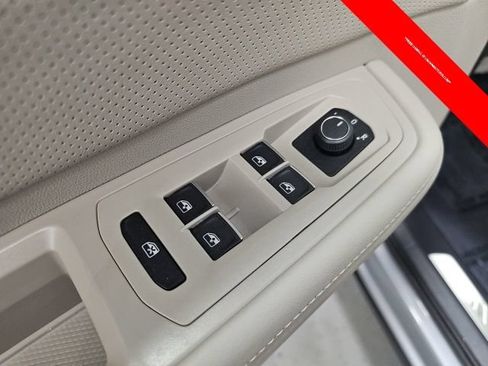 Used 2026 Volkswagen Atlas SE AWD/4WD image 13