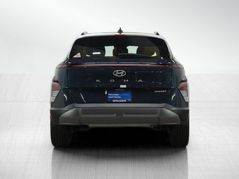 Certified 2024 Hyundai Kona Limited AWD/4WD image 4