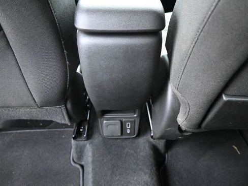 Used 2024 Chevrolet TrailBlazer LT w/ Convenience Package AWD/4WD image 21