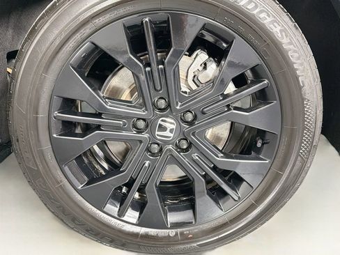 Used 2025 Honda Odyssey Sport-L image 32