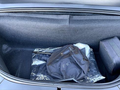 Used 2020 Tesla Model X Long Range image 31