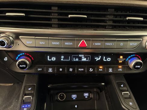 Used 2021 Kia Telluride EX w/ EX Premium Package AWD/4WD image 16