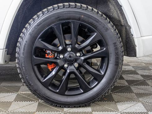 Used 2018 Jeep Grand Cherokee Altitude image 54