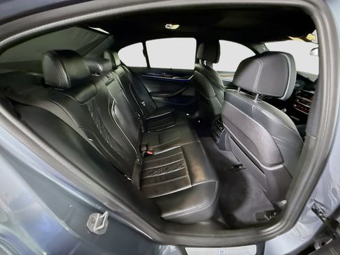 Used 2019 BMW 530e xDrive w/ Executive Package AWD/4WD image 27