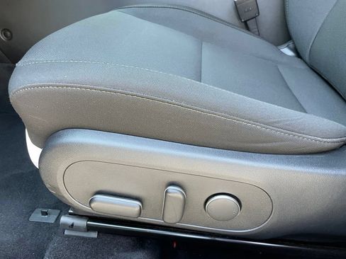 Used 2025 Hyundai Kona SEL FWD image 10