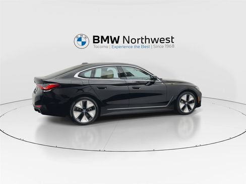 Used 2025 BMW i4 xDrive40i w/ Parking Assistance Package image 4