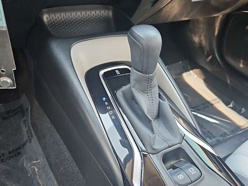 Used 2022 Toyota Corolla LE image 21