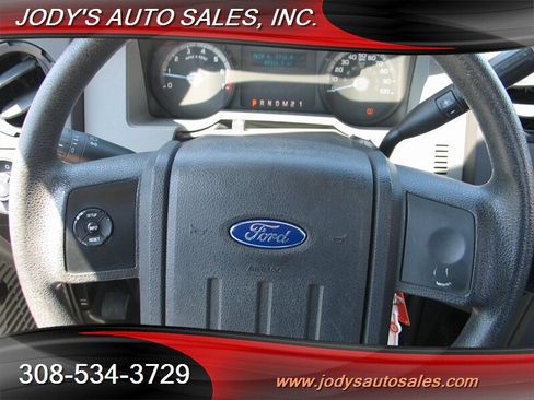 Used 2013 Ford F250 XL image 12