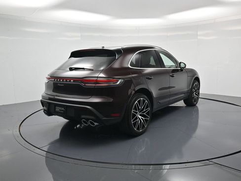 Certified 2026 Porsche Macan image 30