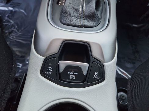 Used 2020 Jeep Compass Latitude image 20