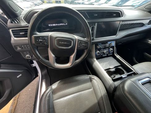 Used 2023 GMC Yukon Denali AWD/4WD image 36
