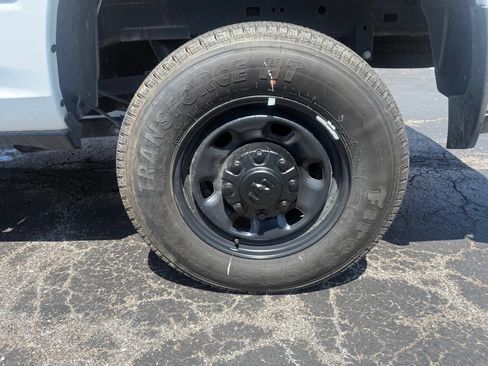 Used 2025 RAM 2500 Tradesman w/ Safety Group AWD/4WD image 49