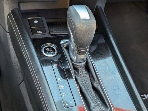 Certified 2023 Nissan Kicks SR FWD image 28