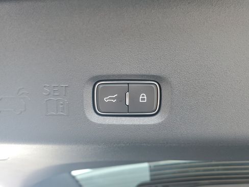 New 2026 Lincoln Navigator Reserve w/ Jet Appearance Package AWD/4WD image 35