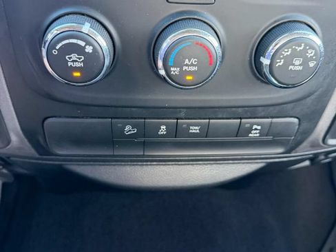 Used 2018 RAM 2500 Tradesman w/ Chrome Appearance Group AWD/4WD image 18