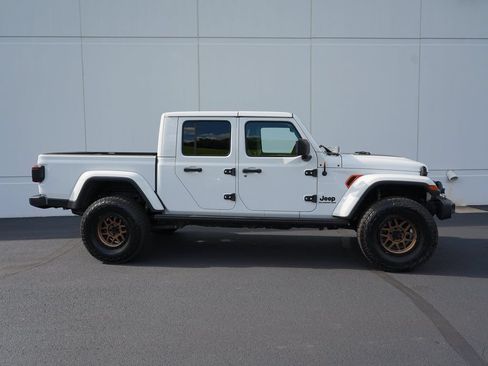Used 2021 Jeep Gladiator Overland w/ Popular Equipment Package AWD/4WD image 2