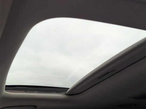 Used 2022 Kia Telluride EX w/ EX Premium Package image 6