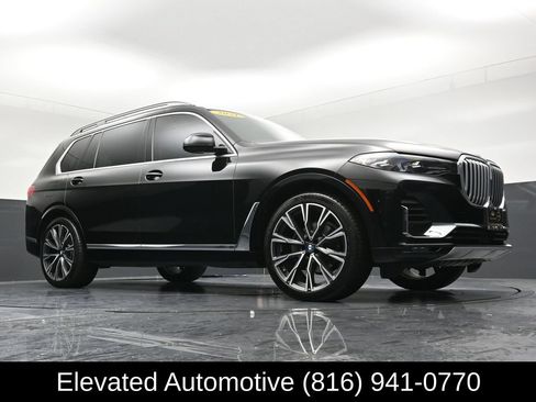 Used 2021 BMW X7 xDrive40i w/ Premium Package 2 AWD/4WD image 32