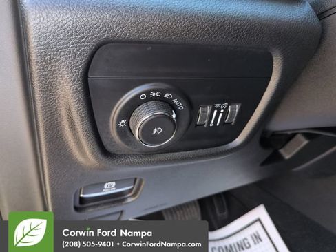 Used 2021 Jeep Grand Cherokee L Limited AWD/4WD image 13