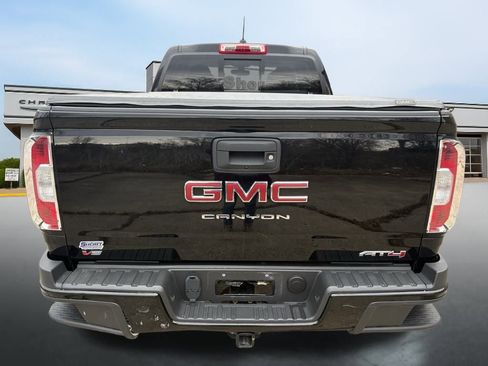 Used 2022 GMC Canyon AT4 image 4