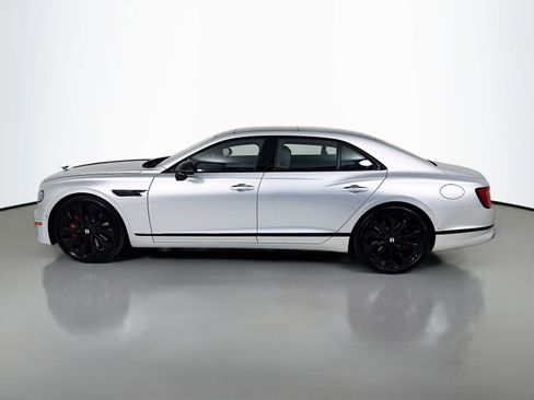 New 2026 Bentley Flying Spur Plug-In Hybrid AWD/4WD image 4