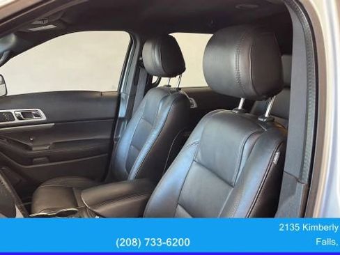 Used 2015 Ford Explorer XLT w/ Equipment Group 202B image 14