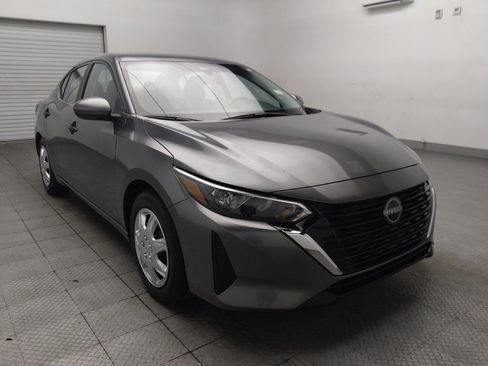 Used 2025 Nissan Sentra S FWD image 13