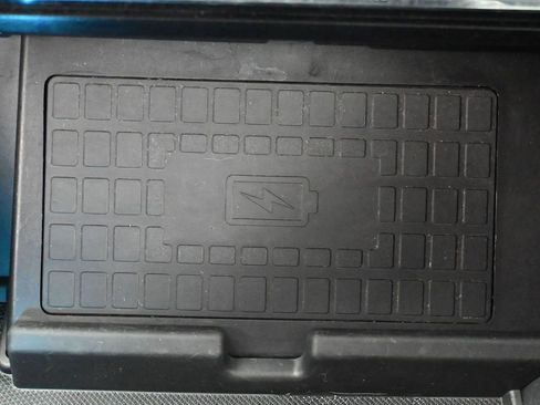 Used 2021 Ford F150 Limited image 32