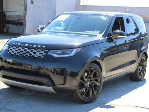 Used 2024 Land Rover Discovery S AWD/4WD image 8