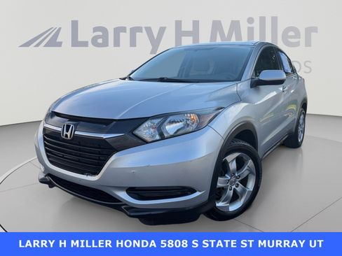 Used 2016 Honda HR-V LX image 1